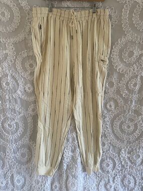 Hello Nite Hudson seamed zip pants Alabaster Elastic Draw string